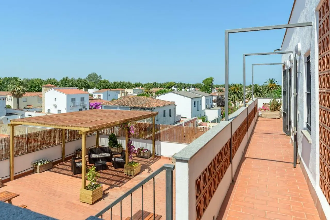 Empuriabrava Apartaments - Nº2 0*,  إسبانيا